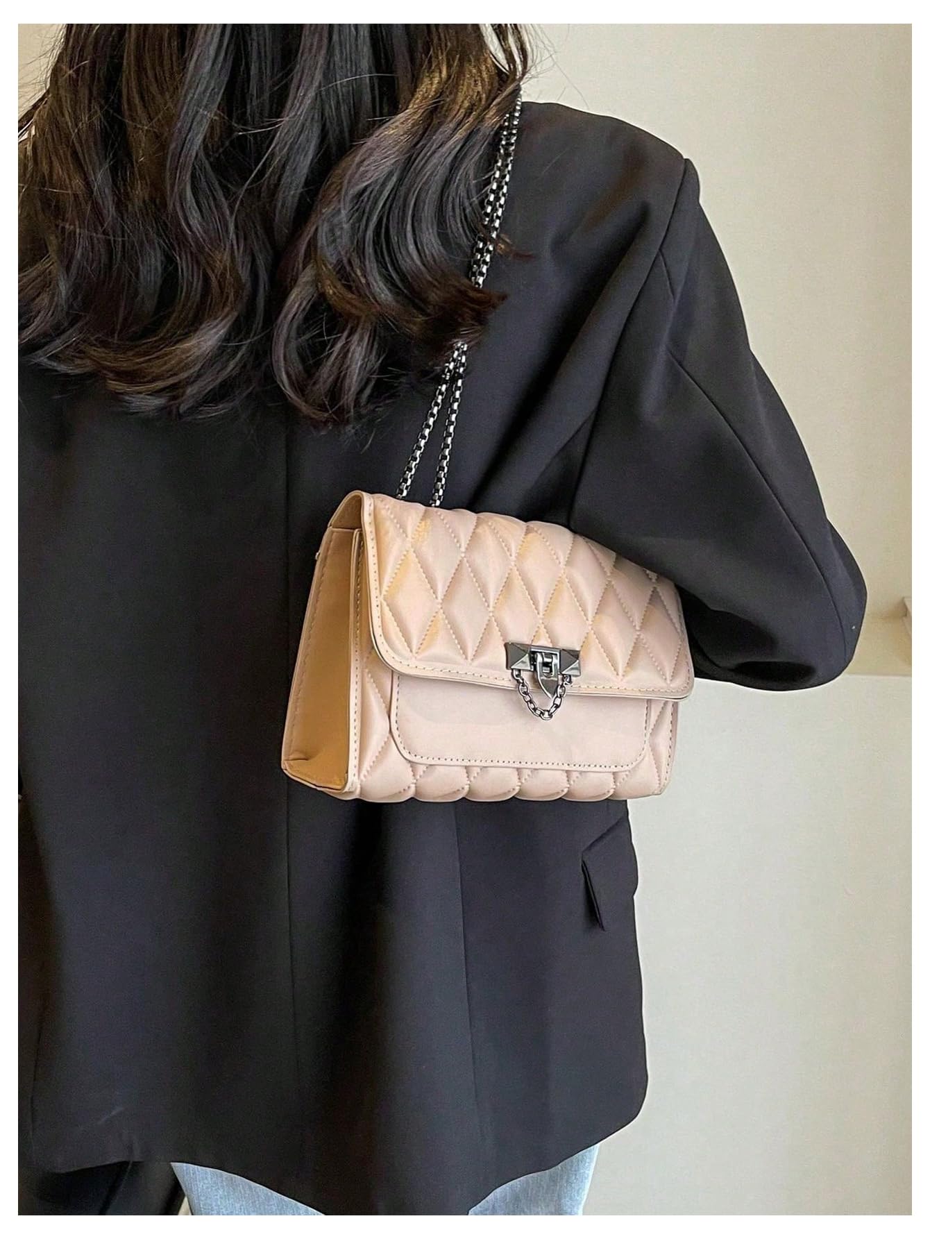 Brown quilted flap shoulder bag - Image 2