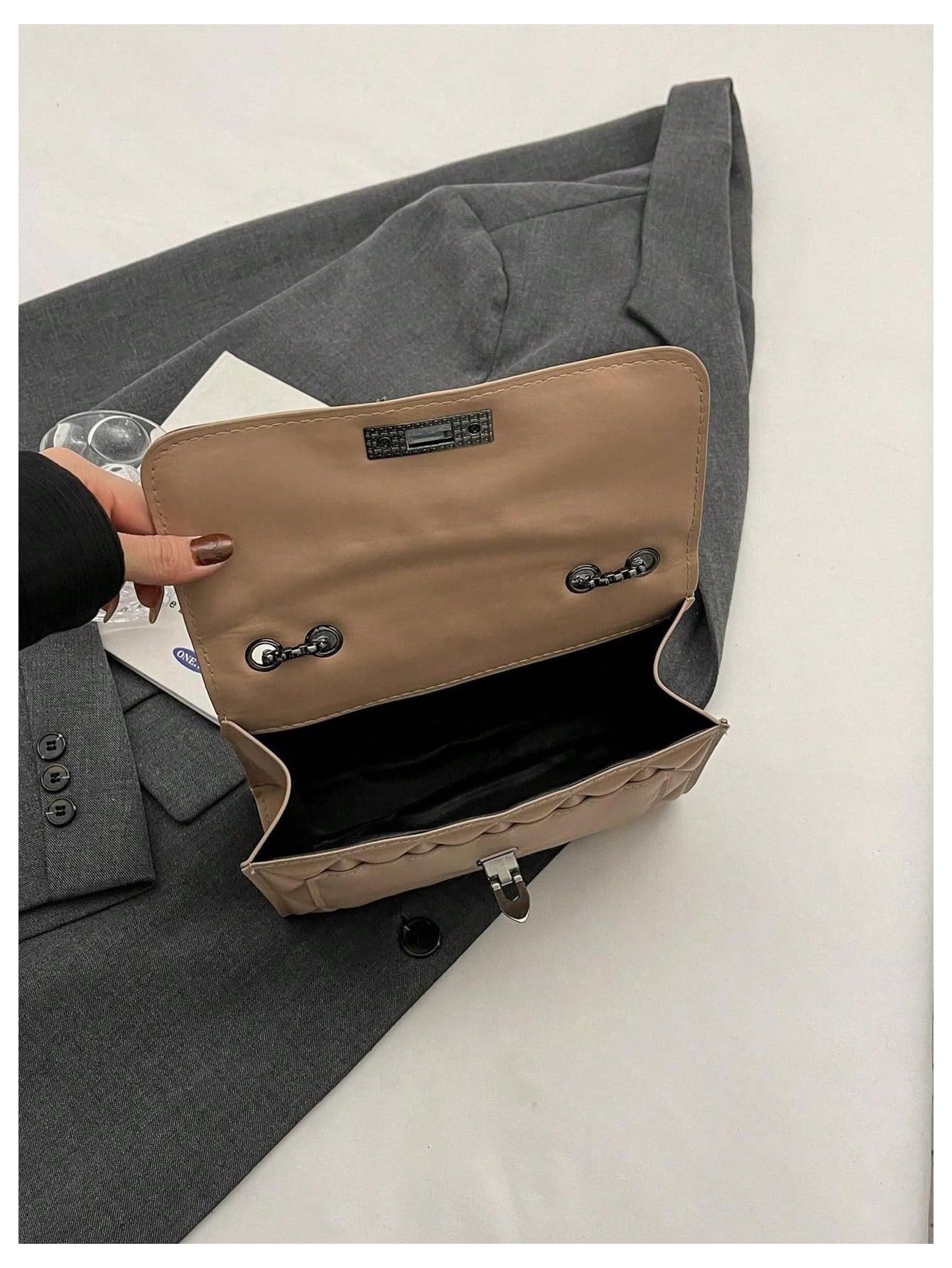 Brown quilted flap shoulder bag - Image 4