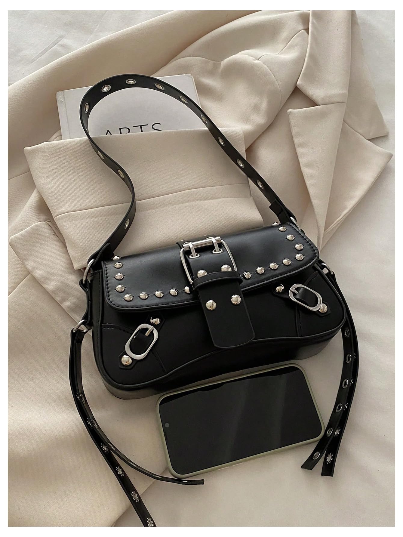 Black studded buckle shoulder bag - Image 4