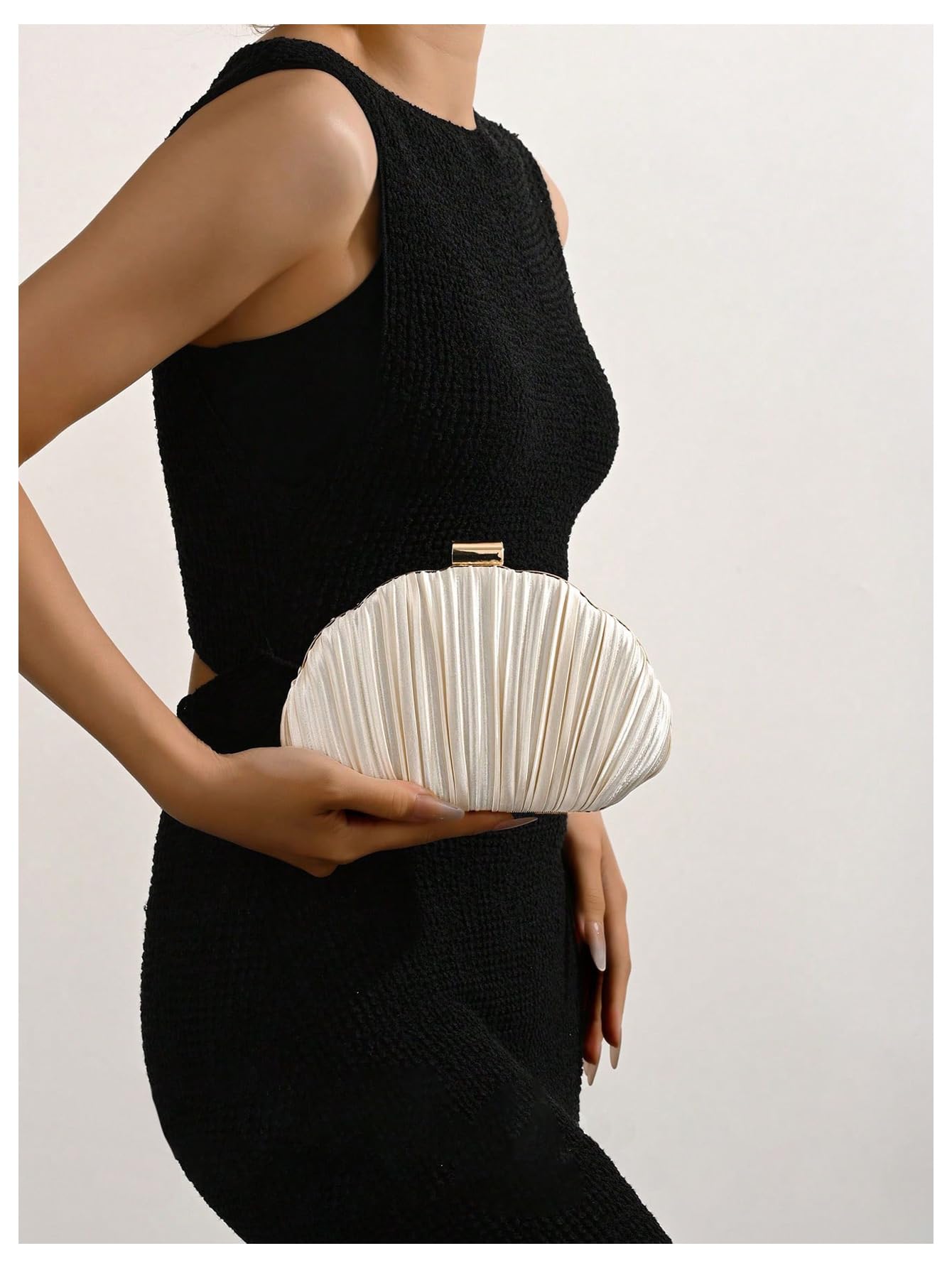 Ivory-colored pleated clutch evening bag - Image 4